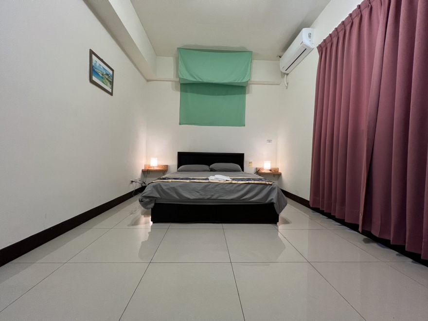 ROOM57132 高雄小港，近機場， 雙人房，電梯別墅套房，15坪(約45m2)