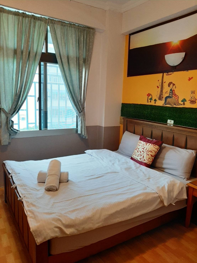 Room 2742 台南市區，近南紡夢時代，雙人套房